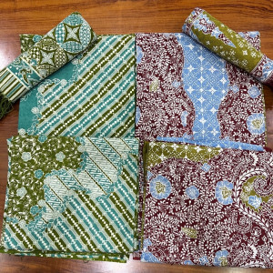 Batik/Kain Batik Khas Daerah