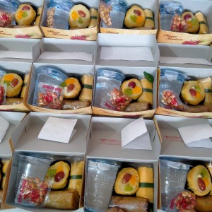 Paket Snack box