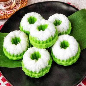 Kue Putu Ayu