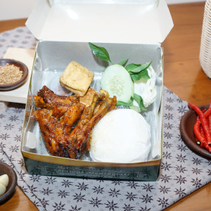 Paket Ayam Bakar Pejantan