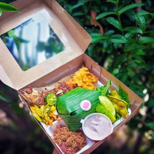 nasi kotak ikan tongkol