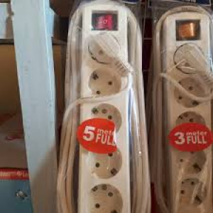 stop kontak 5 lubang