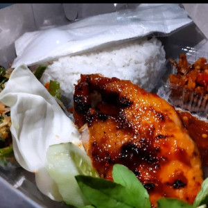 Nasi Kotak Reg . Tengiri Bakar