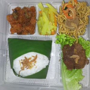 Dua dewi - Nasi Box Custom 38.000