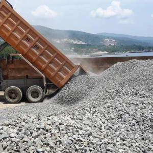 Batu Pecah 2-3 cm ( pecah mesin )