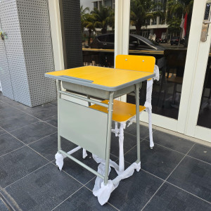 Kursi Siswa Kaki Besi