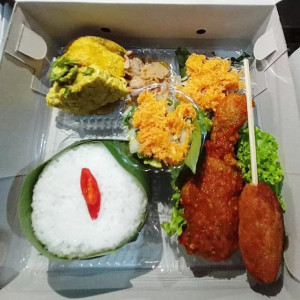 NASI URAP-URAP KOMPLIT