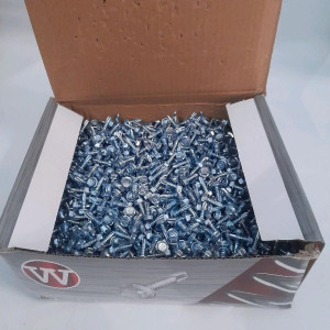 Baut reng galvalum