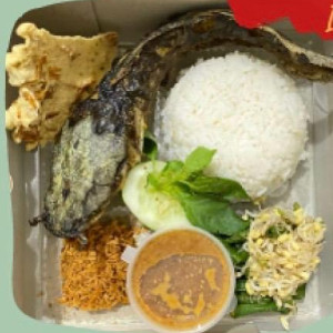 Nasi Pecel Lele