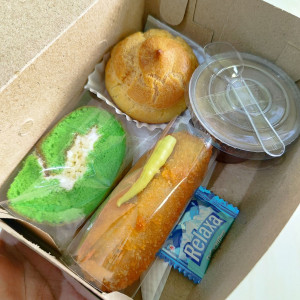 Paket Snack Box D