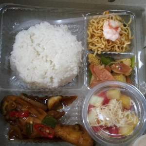 Nasi Kotak Ayam Kecap