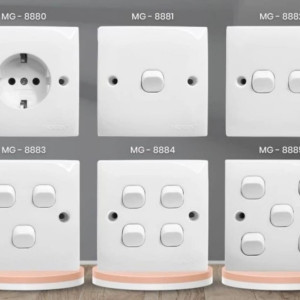 Saklar triple ib clypsal Schneider