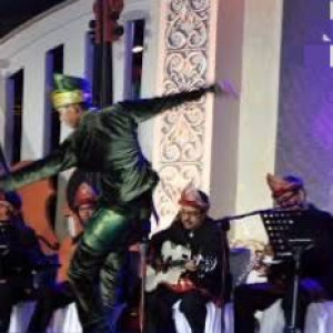 Jasa Kesenian dan Hiburan ( Wisuda Lansia)