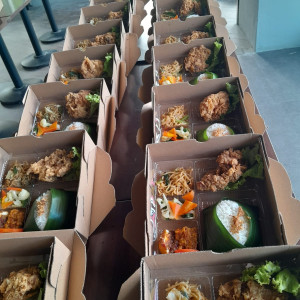 PAKET MAKAN