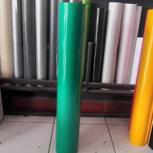 Sticker garis warna hijau + laminasi (putih transparan)