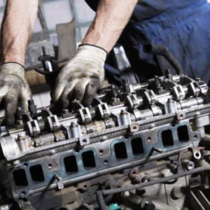 Servis Turun Mesin/ Overhaul Mobil 2500 CC