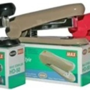 Staples Sedang Max