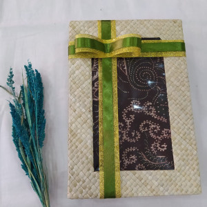 KAIN TULIS SEMI EKSKLUSIF B