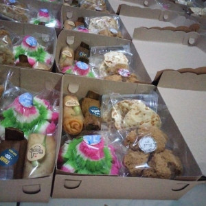 snack kotak pesanan Anda