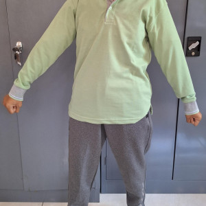 Kaos panjang dan celana panjang