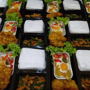 Nasi Box Botok Tahu Telor Asin
