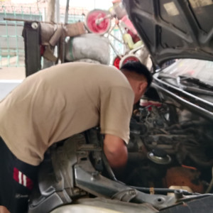 Bongkar pasang turun mesin