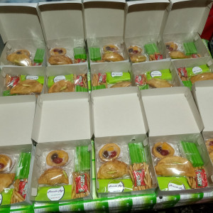 Paket kue oso