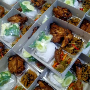 Paket Nasi Kotak