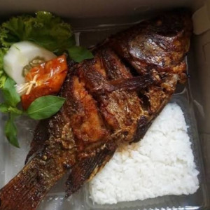 Paket ikan bakar