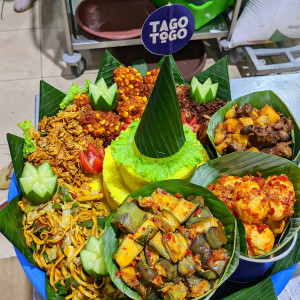 Nasi Tumpeng