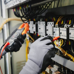 Pemeliharaan Instalasi Listrik Bangunan Gedung