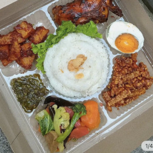 Nasi Box Rapat