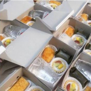 PAket Kue Kotak