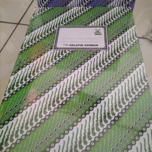 Buku tulis hardcover 500 lembar