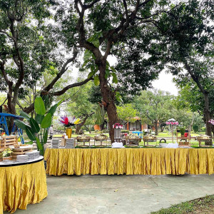 PAKET MAKAN DAN SNACK