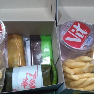 Paket Snack 4