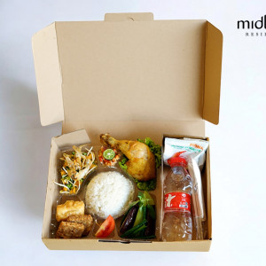 Nasi Kotak Ayam Goreng Sambal Dabu-dabu by Midtown Residence