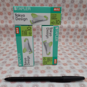 Stapler kecil max hd
