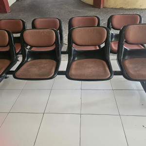 Perbaikan kursi tunggu