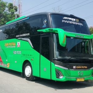 Sewa Bus Besar Pariwisata
