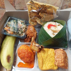 Nasi Liwet Box Rp33.000