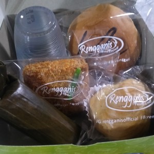 Paket Snak + Air