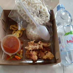 Paket nasi box