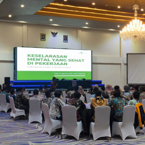 Standar Proyektor Meeting