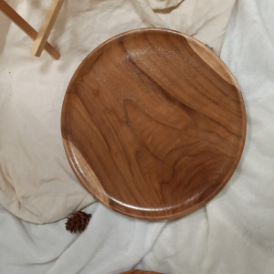 Piring Kayu Jati Estetik