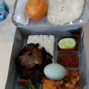 Paket Nasi Kotak Sehat Lengkap