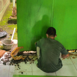 Pek. Pengecatan besi per m2