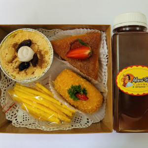 Snack Box Pangan Lokal