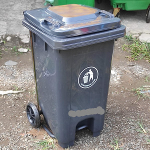 Tempat Sampah Roda 120 Liter Pedal