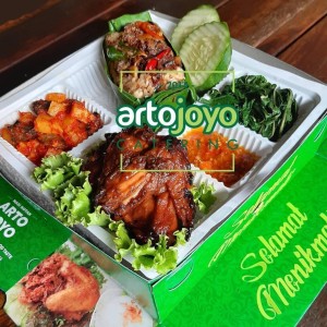 Nasi Kotak Arto Joyo Nasi Bakar